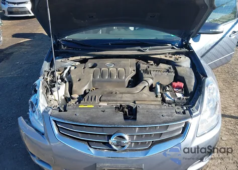 2010 Nissan Altima 2.5 S z USA, uszkodzony, nr VIN 1N4AL2AP9AC178188